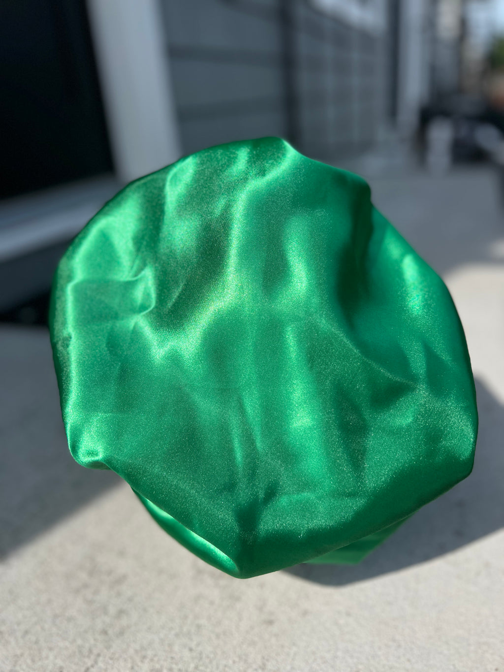 Unisex - No Ruffle Green & Black Reversible Bonnet